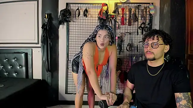 Chat +18 de Twisted_Fantasy ao vivo