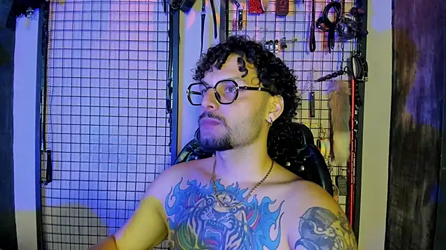 Twisted_Fantasy Show Webcam