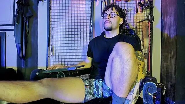 Twisted_Fantasy's Webcam Show