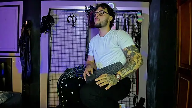 Twisted_Fantasy Webcamshow