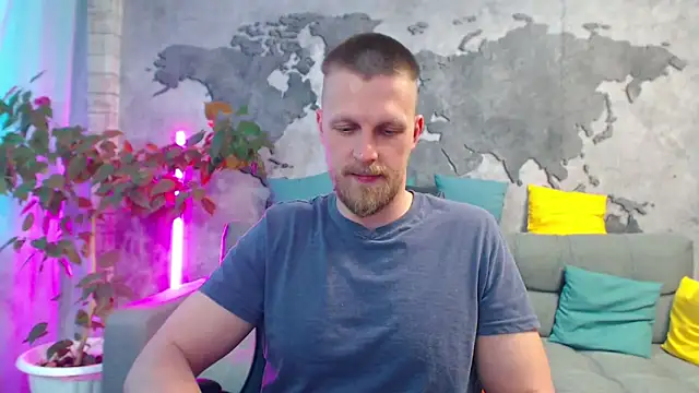 VikingChrisss Show in webcam