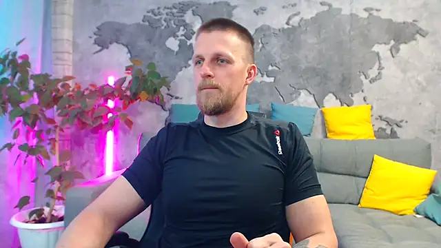 VikingChrisss Show in webcam