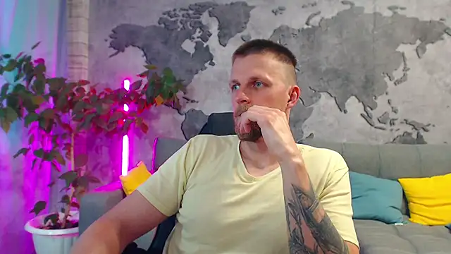 VikingChrisss Шоу с уебкамера