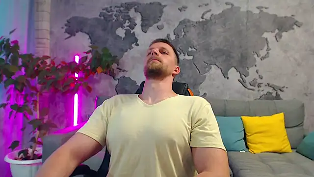 VikingChrisss Show in webcam