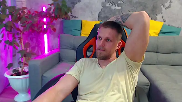 Вебкам-шоу VikingChrisss