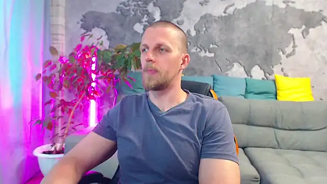 VikingChrisss Pertunjukan Webcam