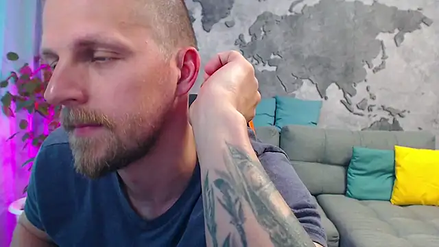 VikingChrisss Pertunjukan Webcam