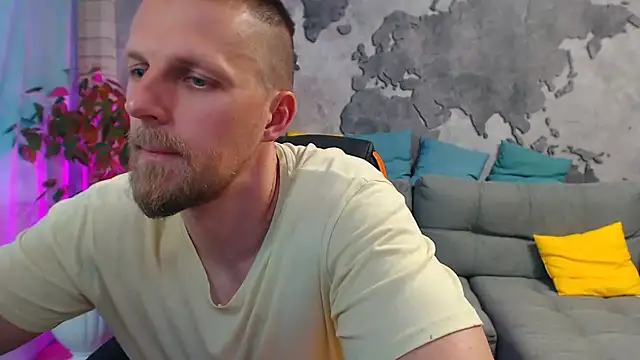 VikingChrisss' Live XXX Chat