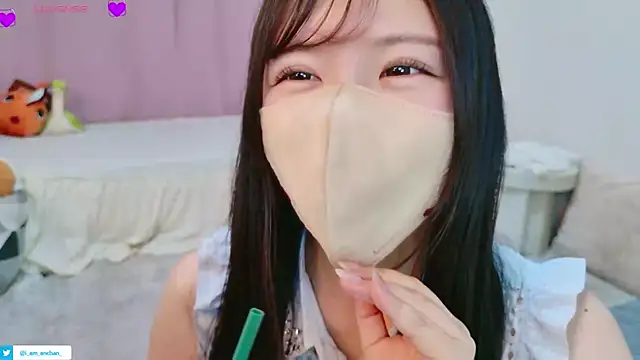 anchan_ লাইভ XXX চ্যাট