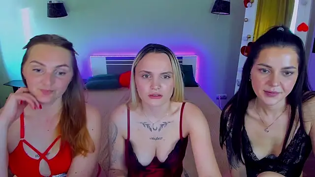 Show modela MagicEyess na web-kameri
