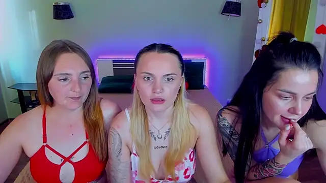 MagicEyess Pertunjukan Webcam