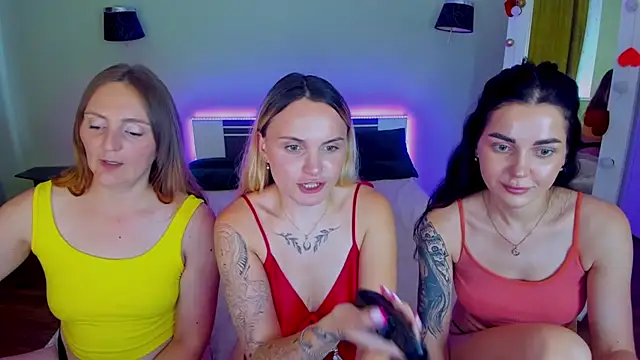 Show modela MagicEyess na web-kameri