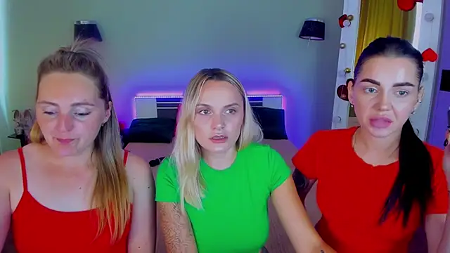 MagicEyess Adlı Modelin Web Kamerası Şovu