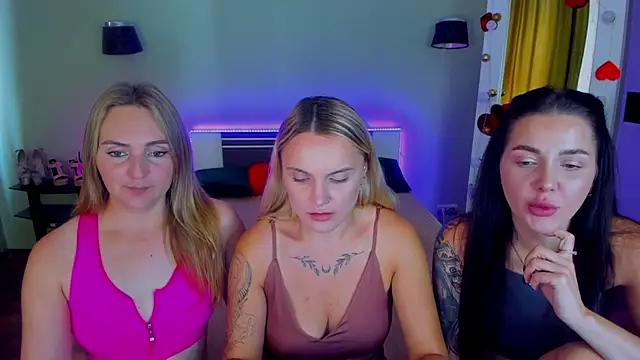 Show modela MagicEyess na web-kameri