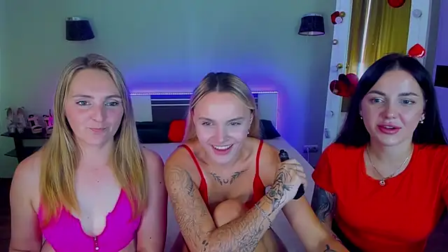 Show modela MagicEyess na web-kameri