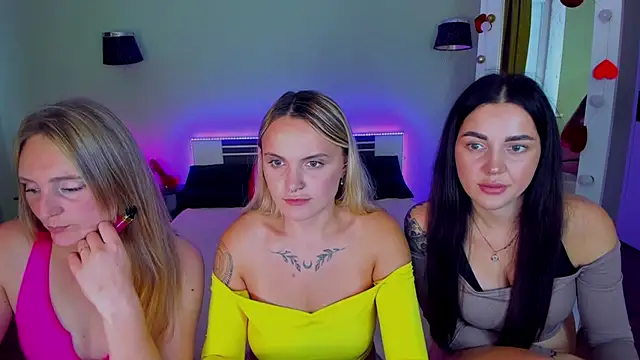 Show modela MagicEyess na web-kameri