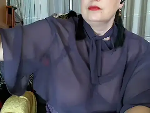 LINDA-SWEET-51 Adlı Modelin Canlı XXX Sohbeti