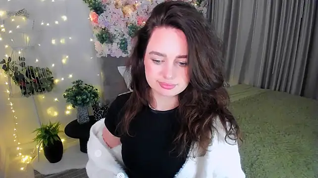 MiracleCurly webcam show