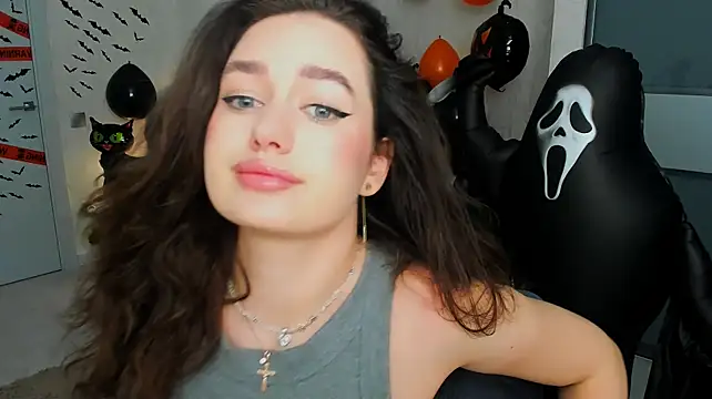 MiracleCurly Adlı Modelin Canlı XXX Sohbeti