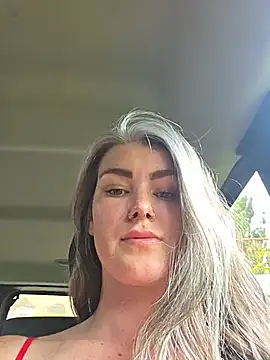 Lilmissvyxn Webbikameraesitys