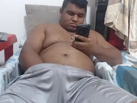bull_blackponse Show in webcam