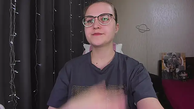 MissBrightShine's Live Chat Room