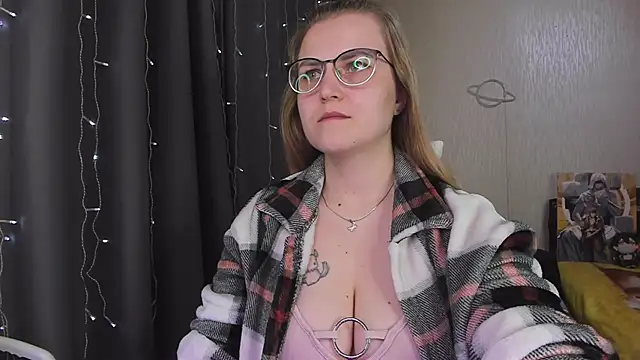Chat XXX en directo de MissBrightShine