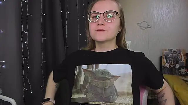 MissBrightShine's Live XXX Chat
