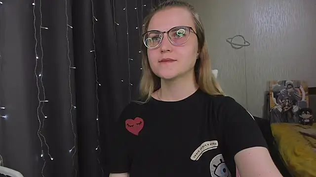 XXX chat uživo modela MissBrightShine