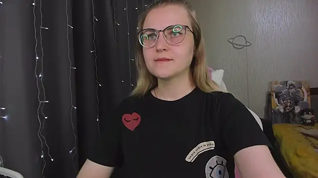 MissBrightShine's Live XXX Chat