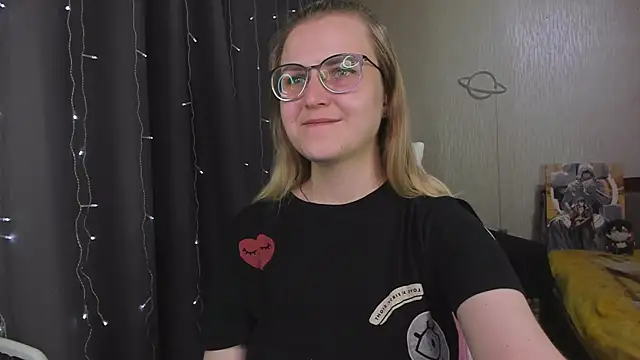 MissBrightShine's Live XXX Chat