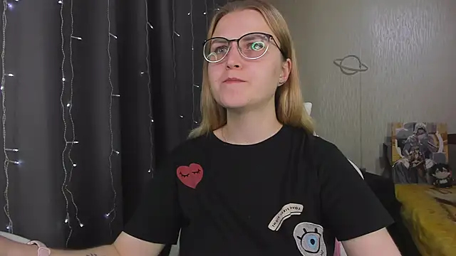Chat +18 de MissBrightShine ao vivo