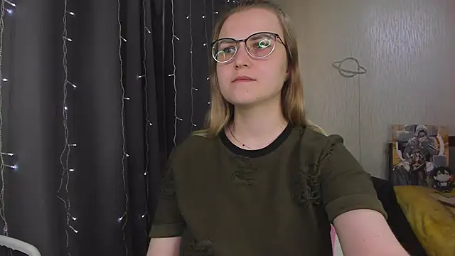 MissBrightShine's Live XXX Chat