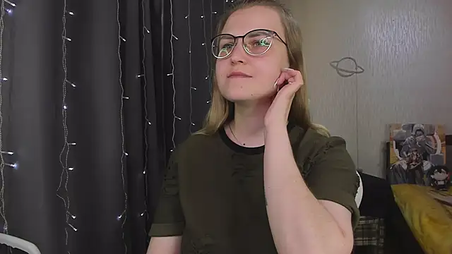 Chat XXX en directo de MissBrightShine