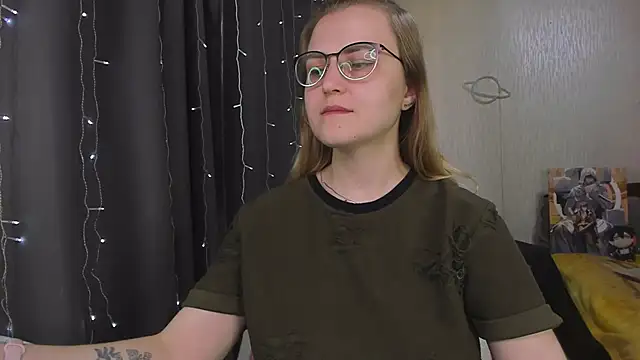 MissBrightShine's Live XXX Chat