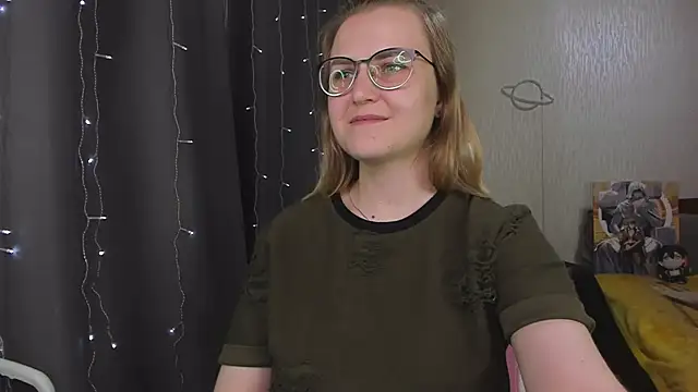 MissBrightShine's Live XXX Chat