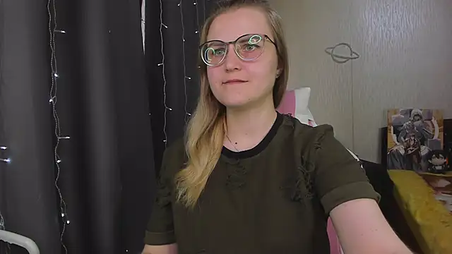 Chat +18 de MissBrightShine ao vivo