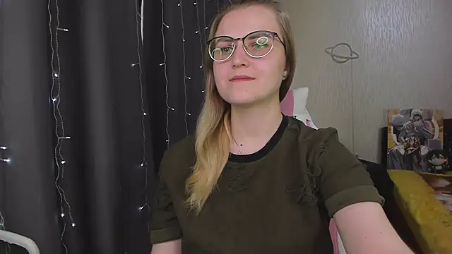 MissBrightShine's Live XXX Chat