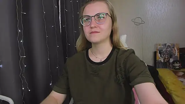 Chat XXX en directo de MissBrightShine