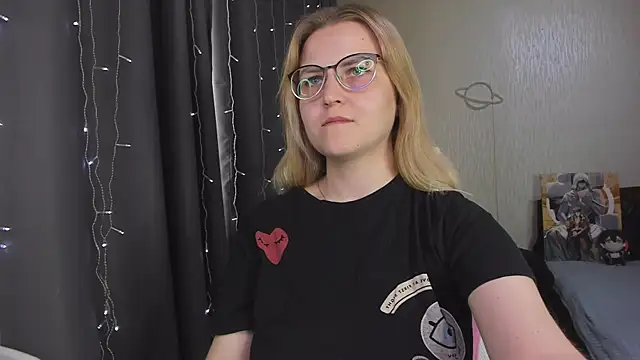 MissBrightShine's Live XXX Chat