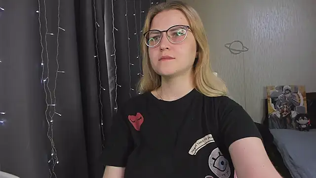 MissBrightShine élő XXX-chatje