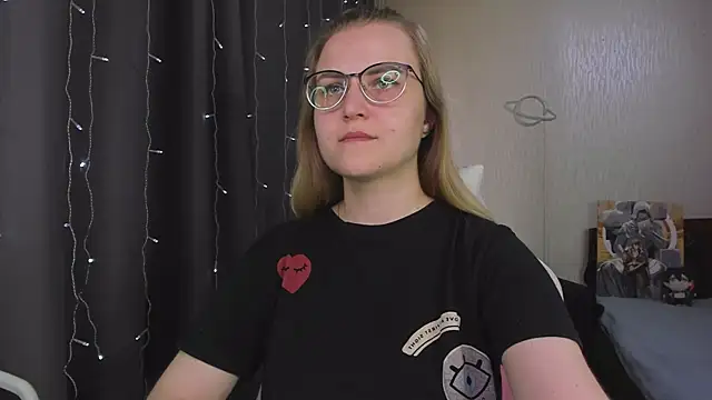 MissBrightShine's Live XXX Chat