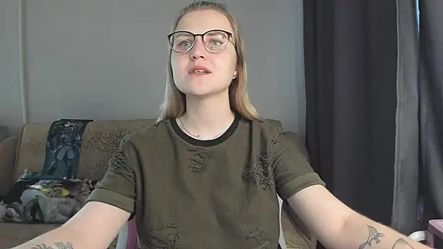 MissBrightShine – Naživo chatovacia miestnosť