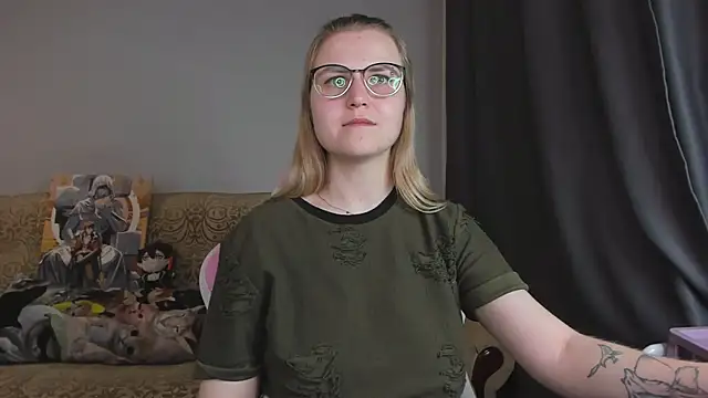 MissBrightShine's Live XXX Chat