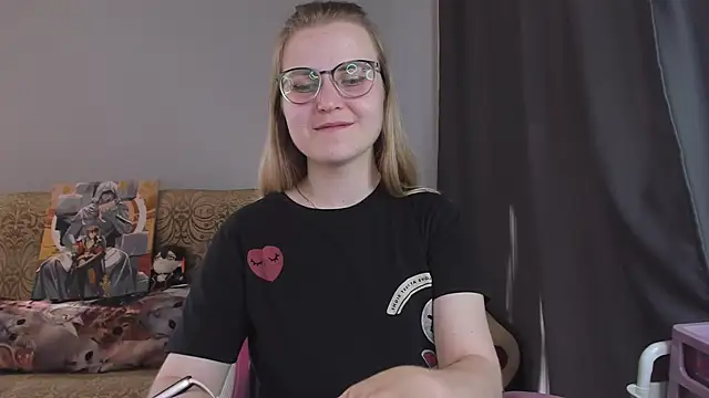 MissBrightShine's Live XXX Chat