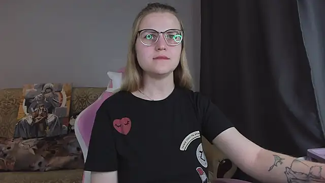 Chat XXX en directo de MissBrightShine