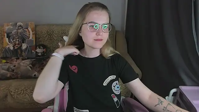 MissBrightShine's Live XXX Chat