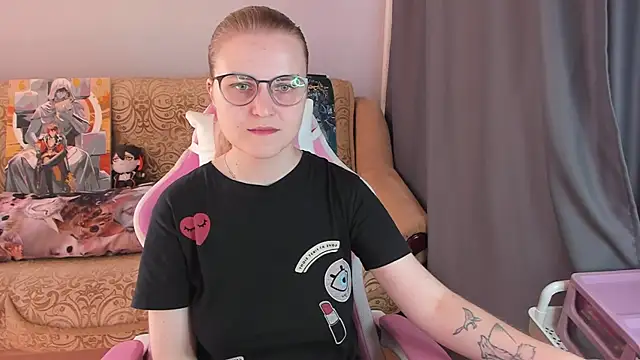 MissBrightShine's Live XXX Chat