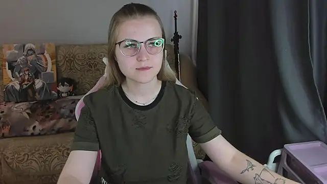 MissBrightShine XXX чат на живо