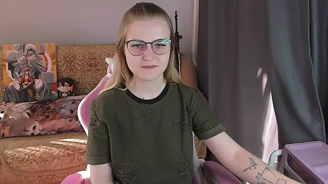 XXX chat uživo modela MissBrightShine